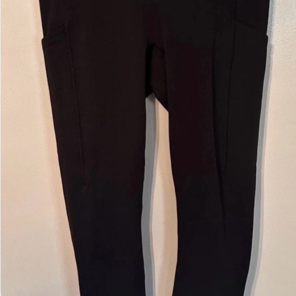 Fabletics Black Slim Athletic Leggings